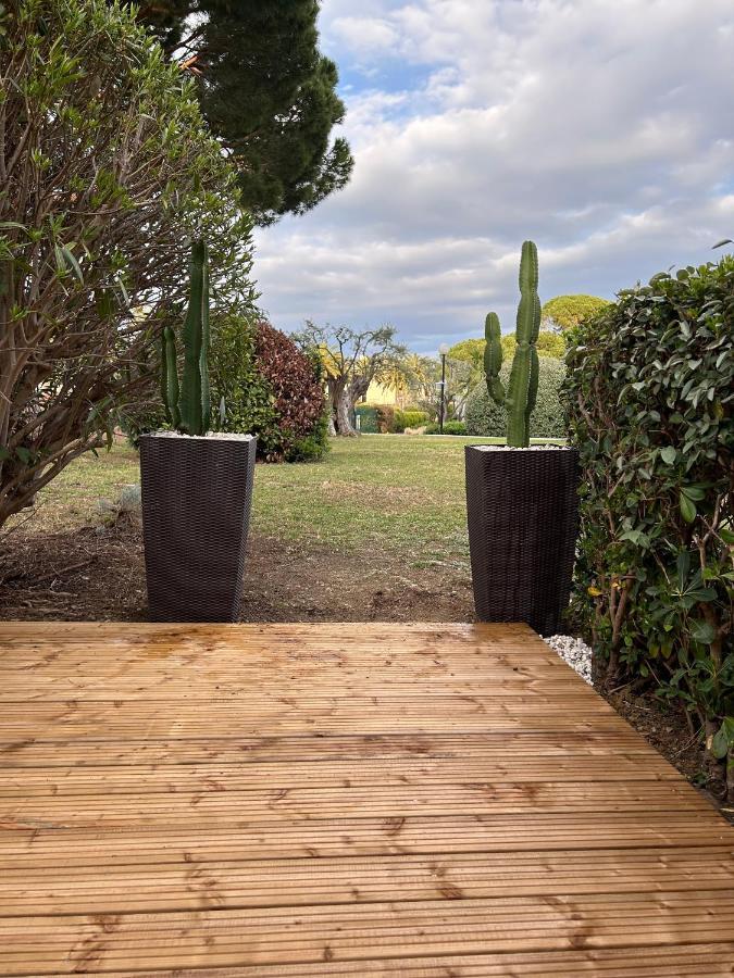 2 Pieces Climatise-Wifi / 4 Voyageurs / Boxe Prive / 2 Piscines / 2 Tennis / Petanque / Pingpong Antibes Exterior photo